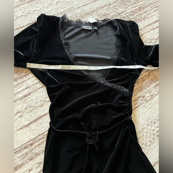Apt 9 dark romantic lace trim midi velour dress size M stretch whimsigoth witchy - Picture 11 of 13